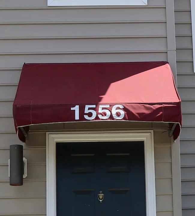 1556 Devon Ln
