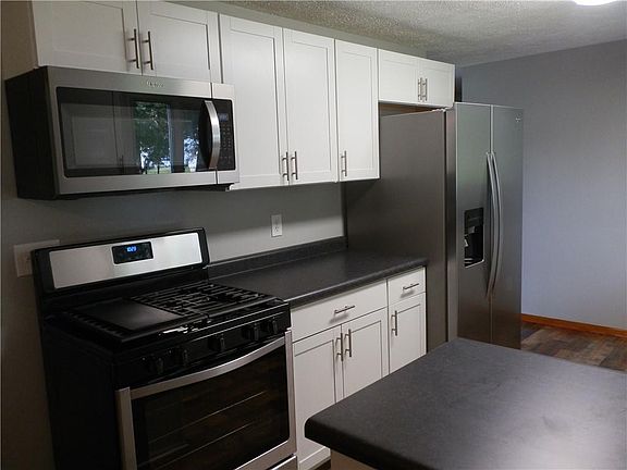 4th image of 1600 E Wabash Ave