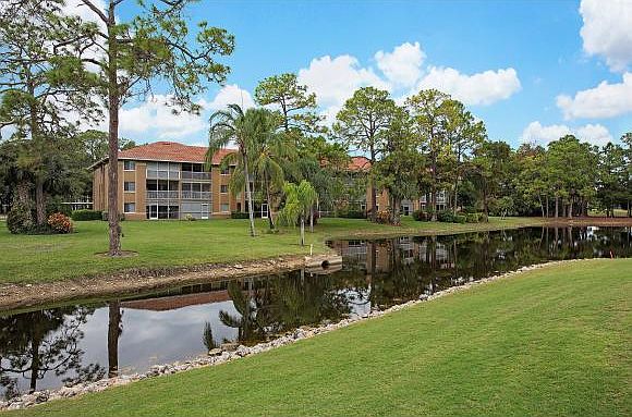 1st image of 5985 Bloomfield Cir #106