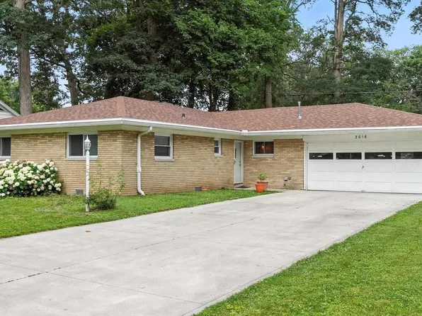 3016 Glenwood Ave, Fort Wayne, IN 46805