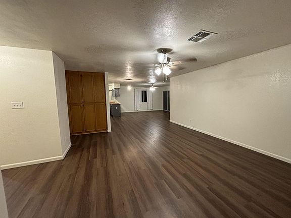 4th image of 3042 W 24th Pl