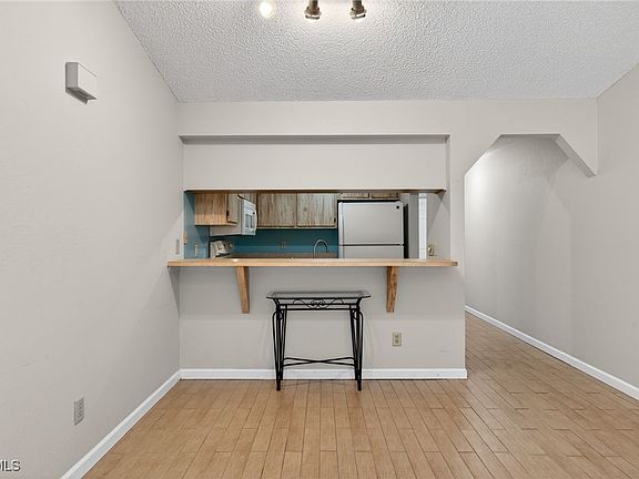 3rd image of 1430 Academy Blvd #103