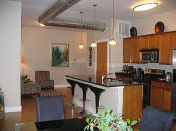 2nd image of 721 E North St APT 3B