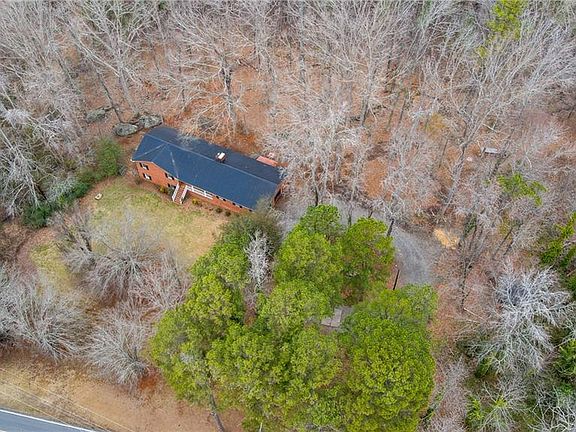 3rd image of 1165 Canaan Church Rd