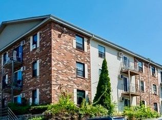 10 Hemans St Unit 13, Worcester, MA 01605
