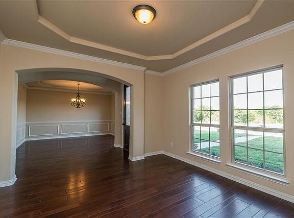 3rd image of 300 Fountain Creek Ct