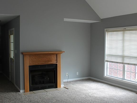 2nd image of 3855 Stella Dr
