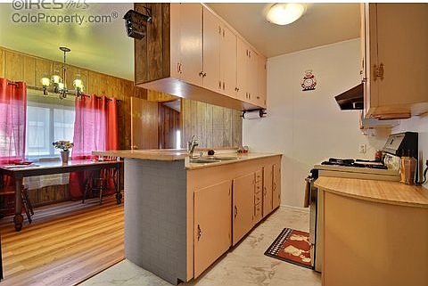 3rd image of 323 3rd Ave