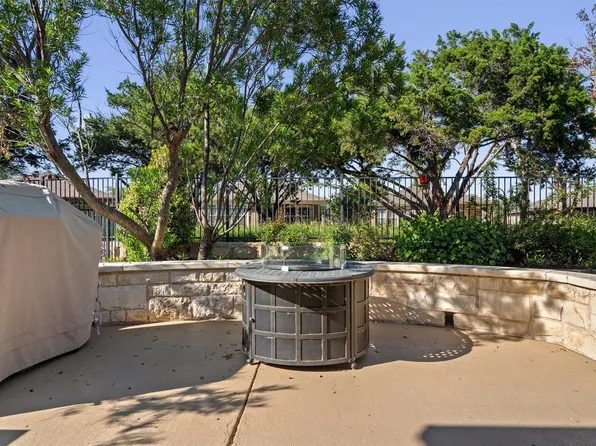 600 Salado Creek Ln, Georgetown, TX 78633