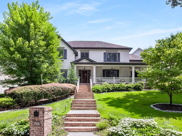 2504 E Osborne Rd, Atlanta, GA 30319