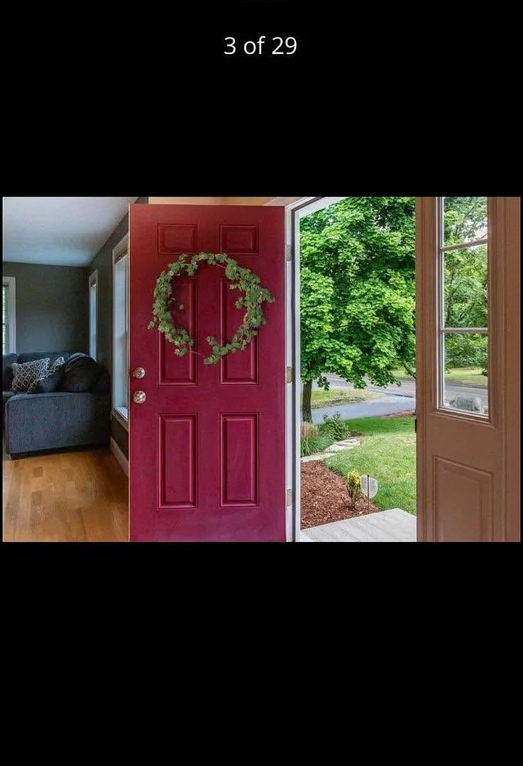 Charming 3BR House in Norton — Photo 2