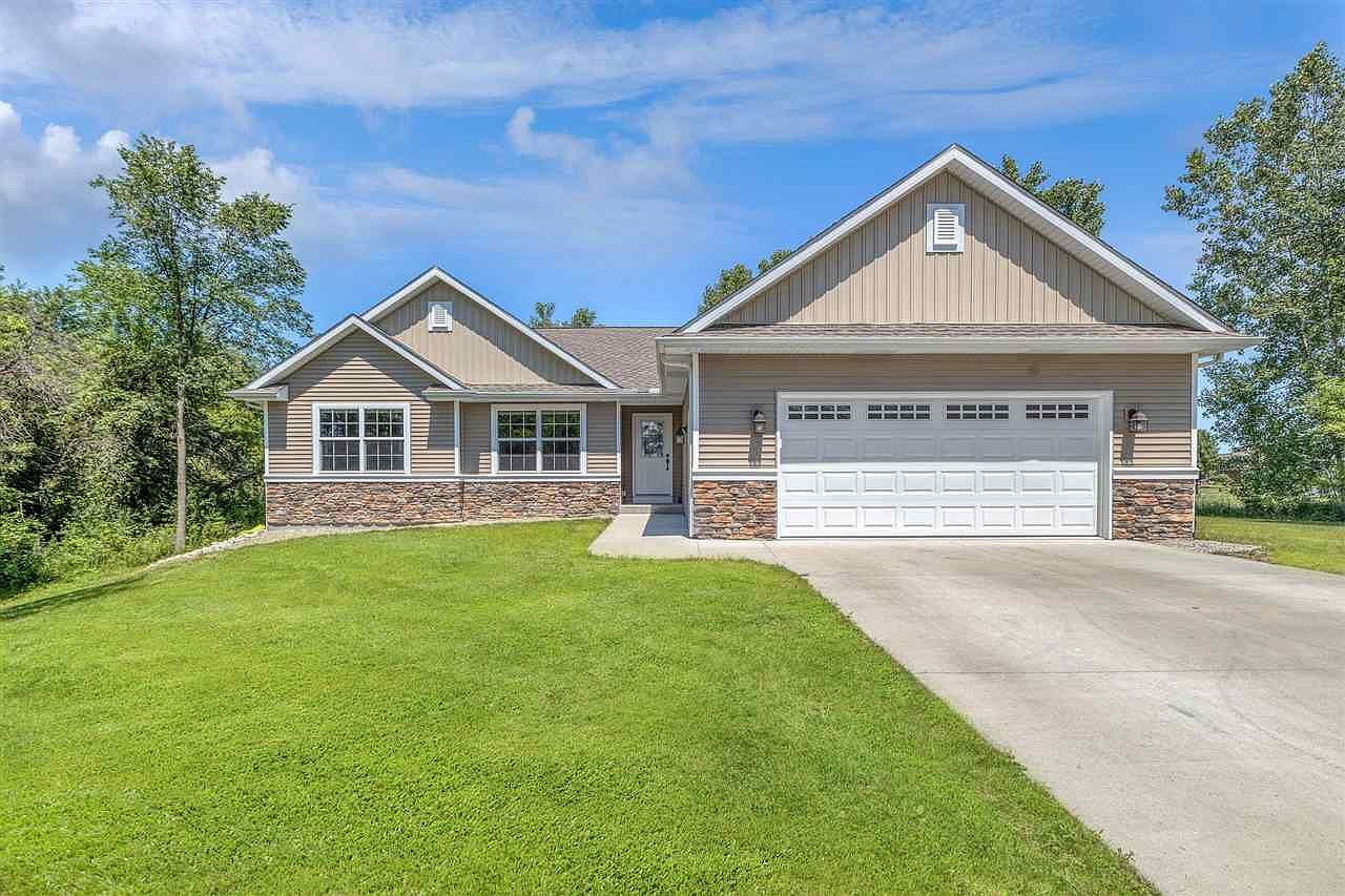 42 Lone Rd Freeland Mi Mls Zillow