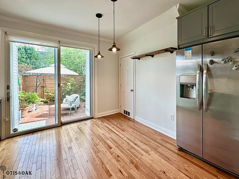 338 Elm St NW — Photo 6