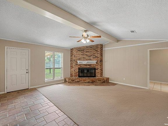 4th image of 309 Crescent Dr