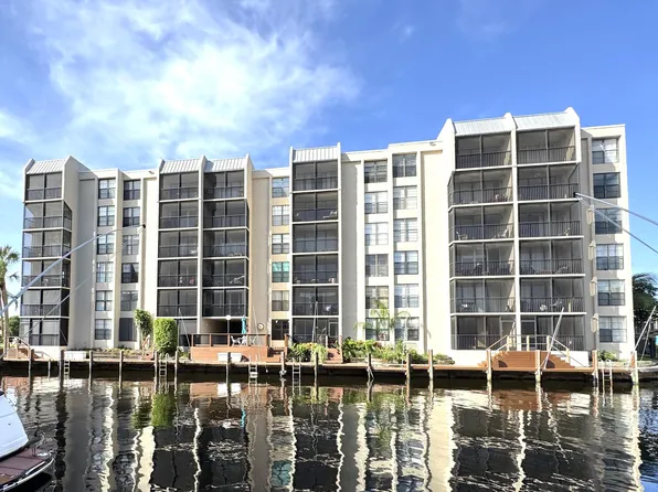 12 Royal Palm Way #2050, Boca Raton, FL 33432