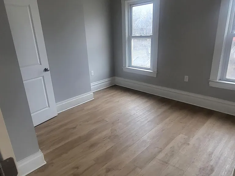 1216 Louise St #2 — Photo 9