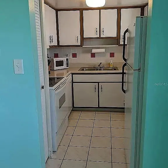 7701 Starkey Rd #710 — Photo 7