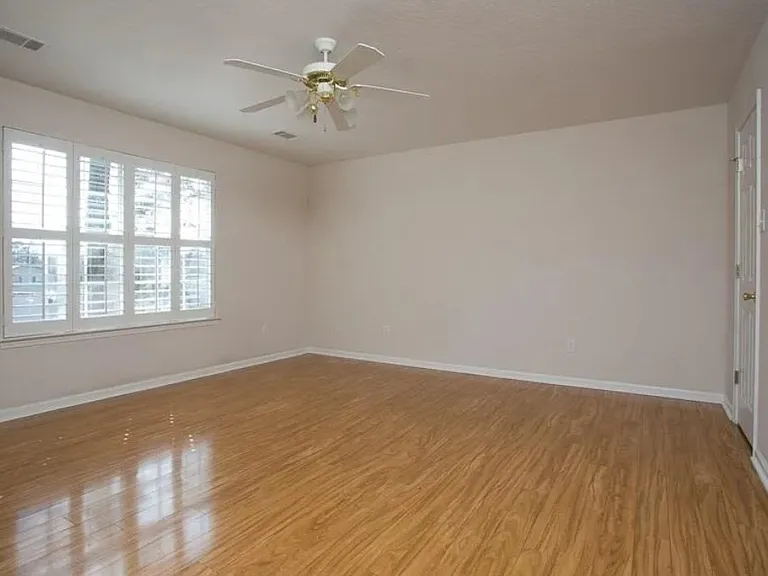 13011 Misty Glen Dr — Photo 17