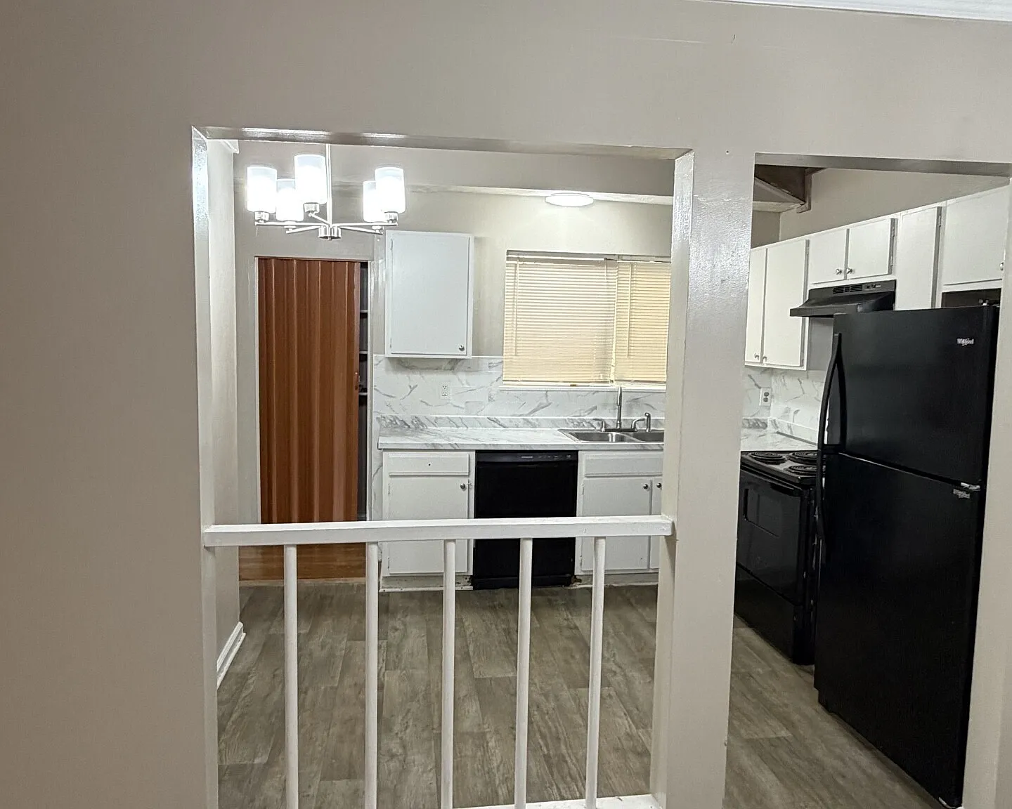 2 bed, 2.0 bath, 1148 sqft, $1,590 — Photo 4