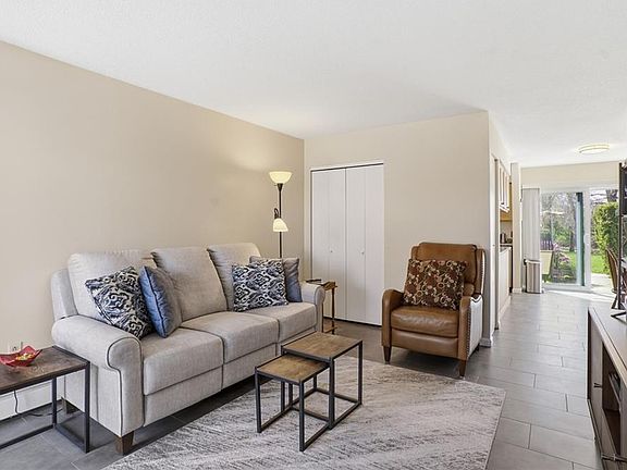 4th image of 511 Child St APT 205