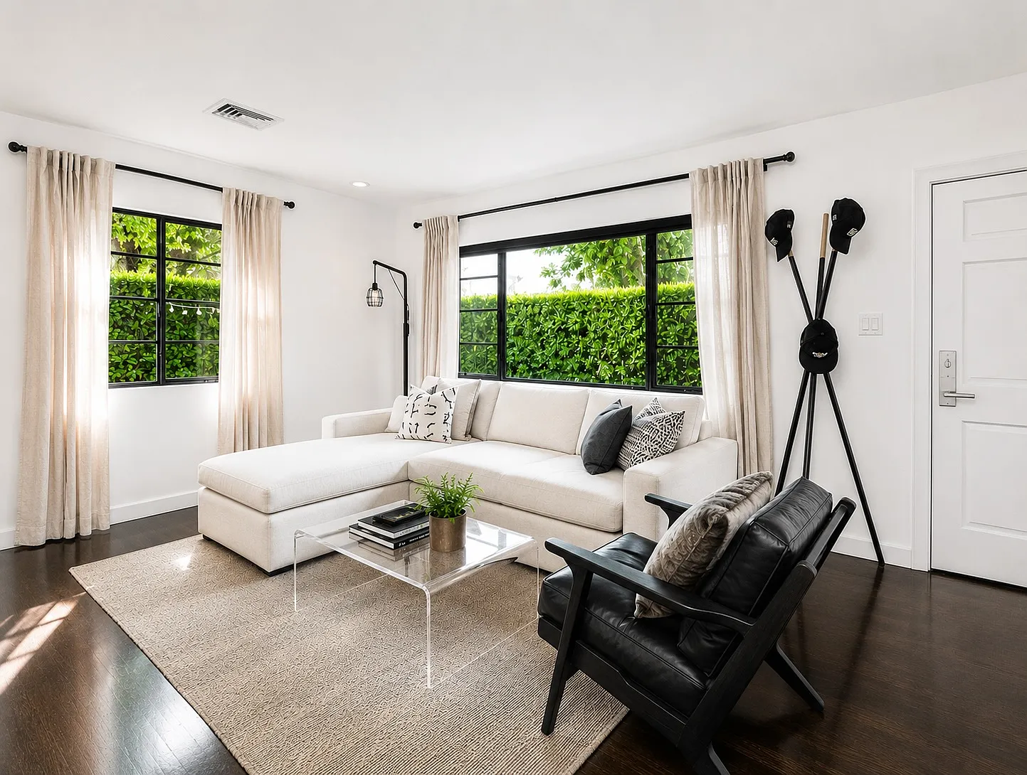 2 bed, $6,500 — Photo 2