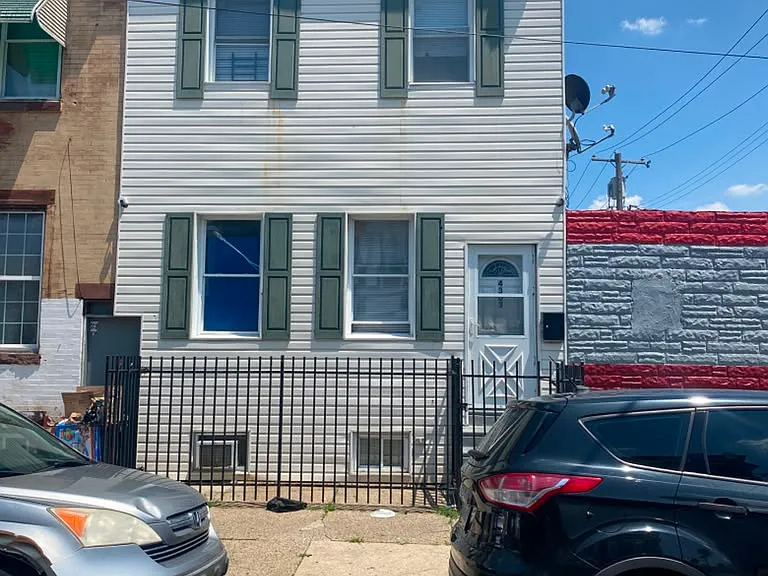 4303 N 8th St #2 — Photo 2
