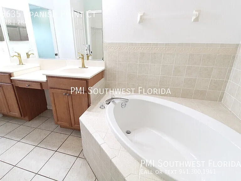 5635 Spanish Point Ct — Photo 25