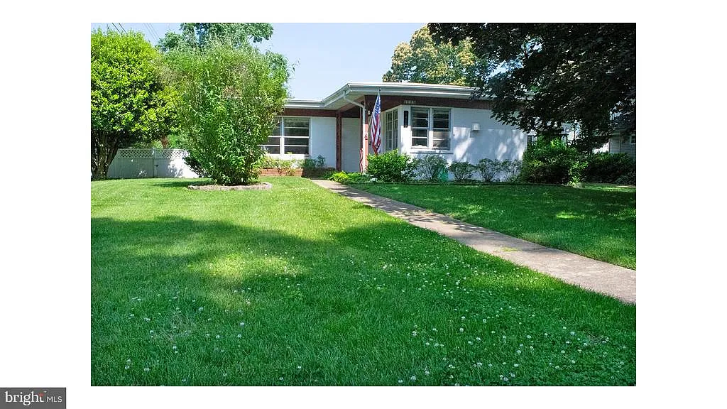 Building Photo - 6415 Potomac Ave