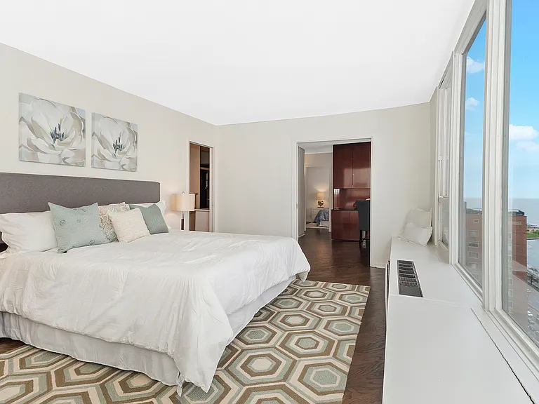 1313 N Ritchie Ct #2405 — Photo 13