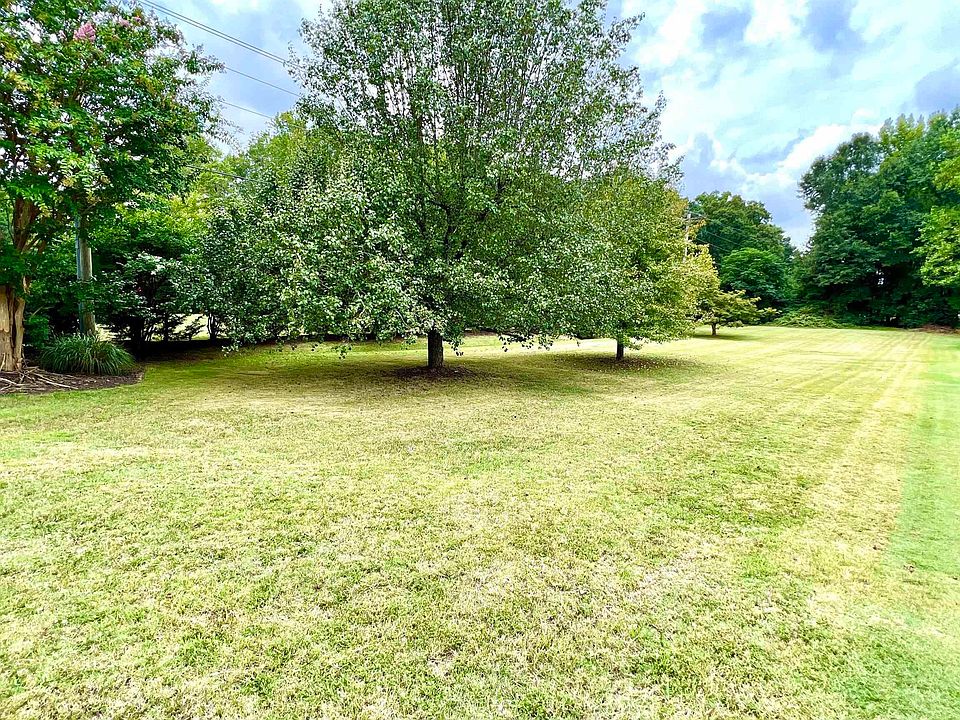 1st image of 101 Lavender Hill Ct