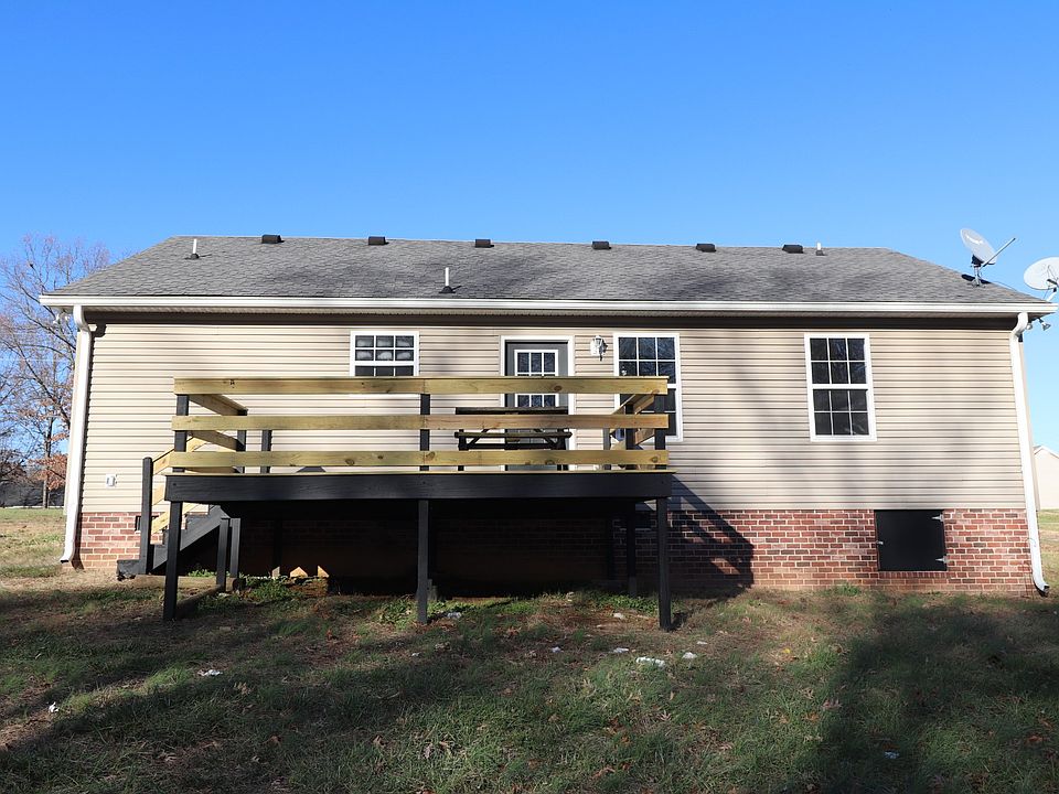 358 Blackey Bandy Rd, Bethpage, TN 37022 Zillow