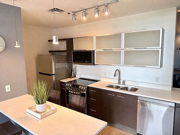 4th image of 2115 Yeaman Pl APT 211