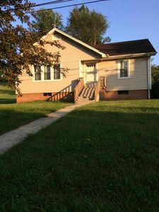 652 Dr Thomas Walker Rd, Ewing, VA, 24248