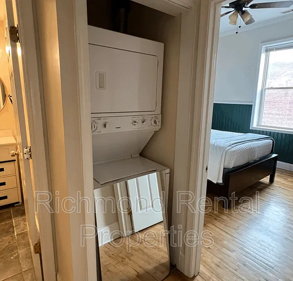 11 E Broad St #5 — Photo 16