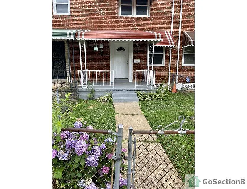 2703 Uhler Ave photo 1