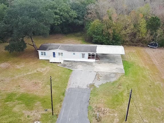 3rd image of 101 Hazel Dr