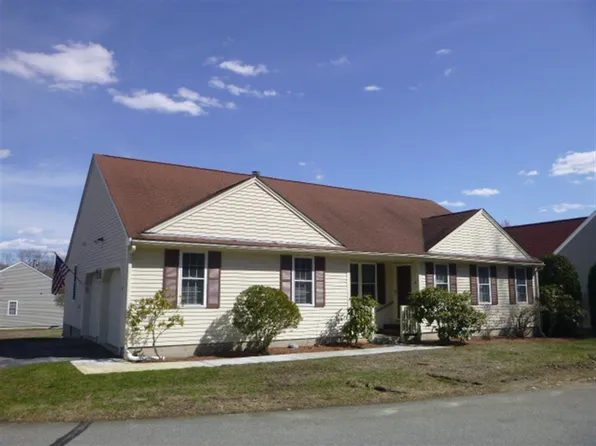 8 Stockton Drive, Nashua, NH 03063