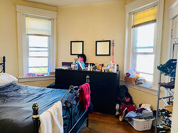 4th image of 3001 Monument Ave APT 3