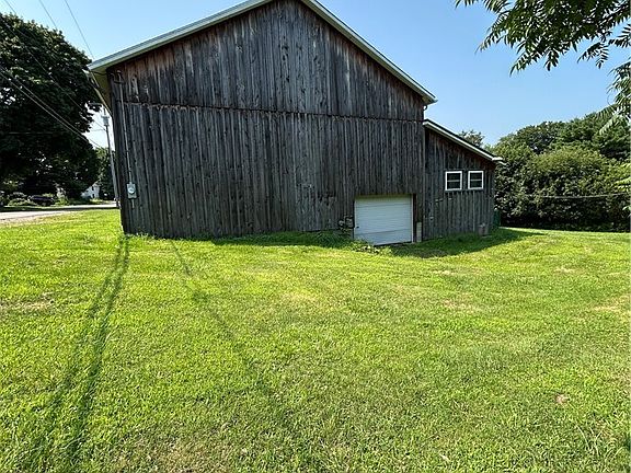 2nd image of 2861 North Rd #27