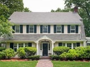 38 Gammons Rd, Newton, MA 02468