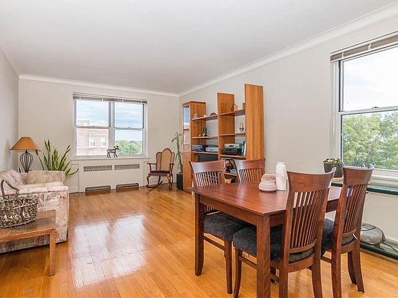 4th image of 90 Bryant Ave #5C