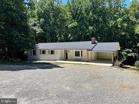 2nd image of 15 Twin Oaks Dr