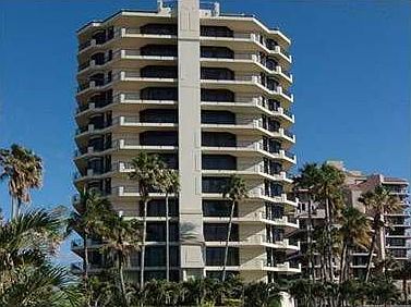 1st image of 570 Ocean Dr APT 302