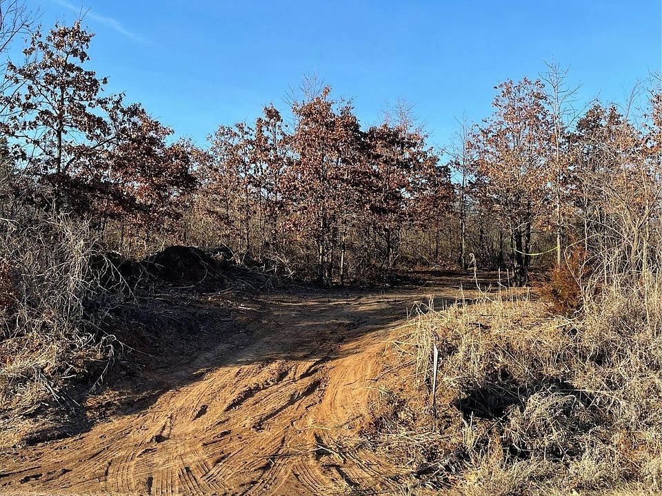 1st image of 5800 Road