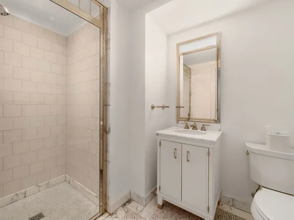 150 West 12th Street image 36 of 37