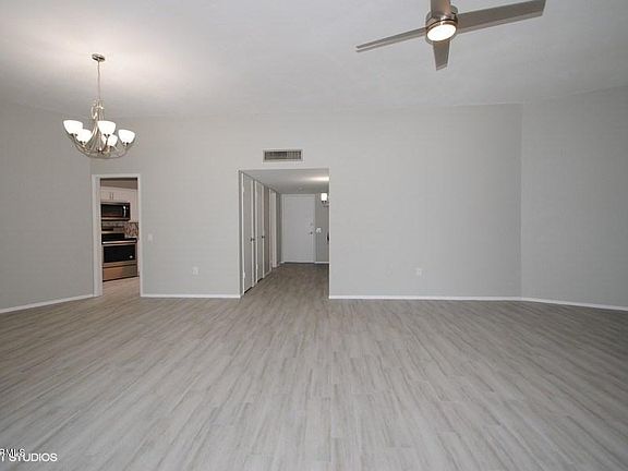 3rd image of 17473 N Del Webb Blvd