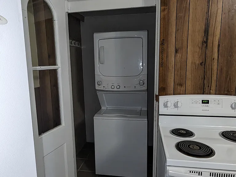 661 E Main St #A — Photo 6