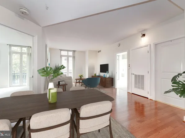 155 Potomac Psge Unit 214, Oxon Hill, MD 20745