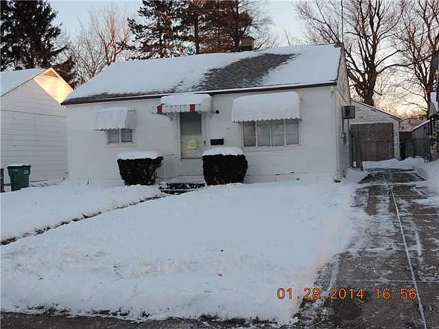 515 Saint Lawrence Ave photo 1