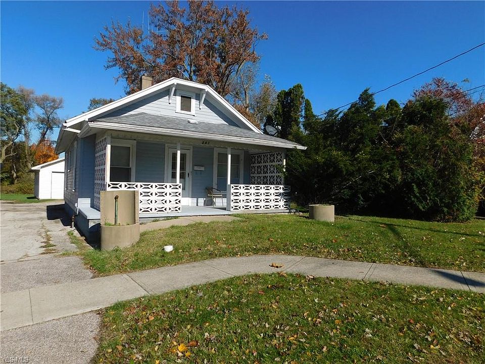 1st image of 241 Woodlawn Ave